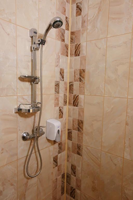 Dumbravita  Pensiunea Genesa מראה חיצוני תמונה